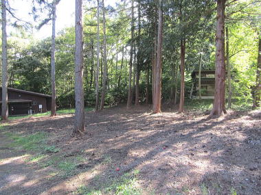 �΂Ɉ͂܂ꂽ�~�n