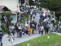 しなの追分馬子唄道中-追分宿